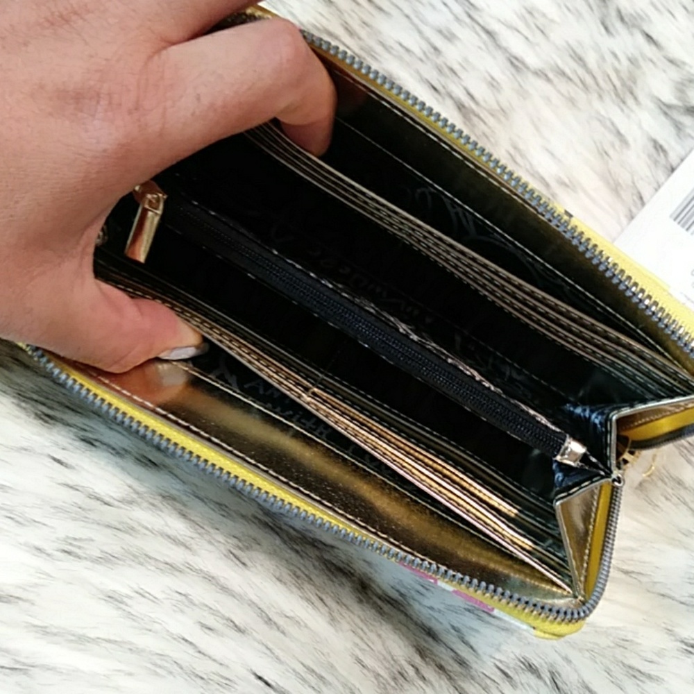 Betsey Johnson Z/A Wristlet/Wallet Yellow Floral - Picture 5 of 8